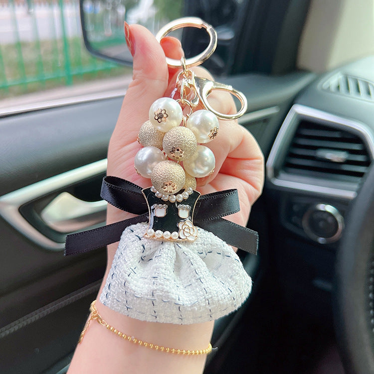 Wholesale Pearl Grape String Dress Fabric Keychain